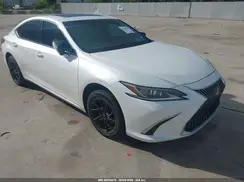 58ABZ1B1XKU042783 2019 LEXUS ES