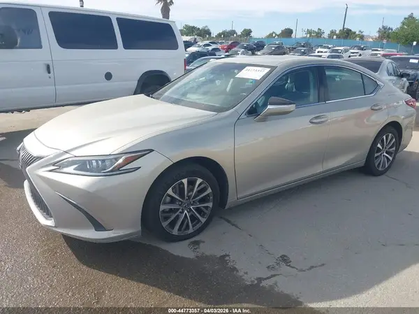 58ABZ1B1XKU049541 2019 LEXUS ES - Image 2