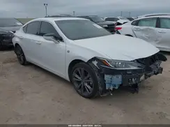 58ABZ1B1XKU051189 2019 LEXUS ES