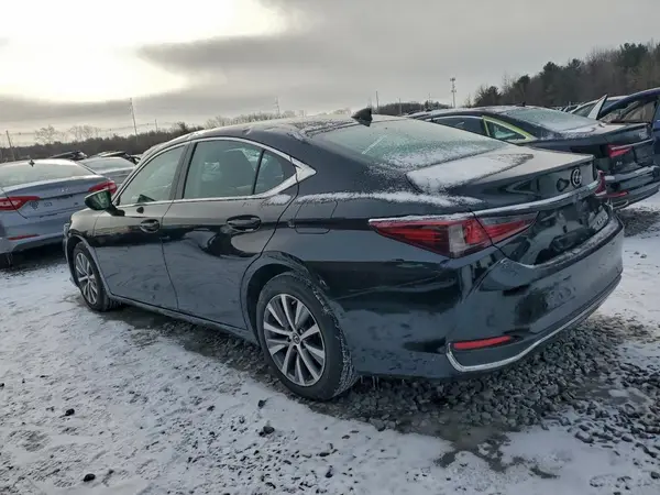 58AC11D16MU001305 2021 LEXUS ES - Image 2