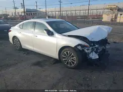58ACA1C10NU025117 2022 LEXUS ES