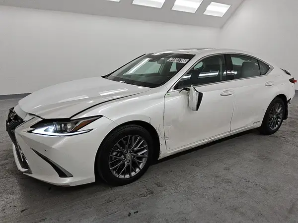 58ACA1C12MU009354 2021 LEXUS ES - Image 1