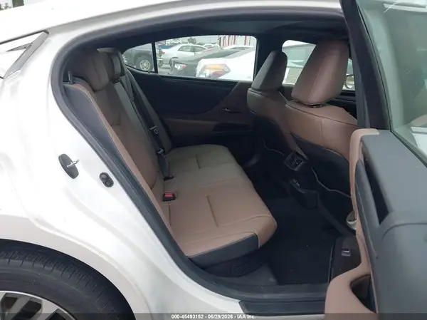 58ACA1C12NU023563 2022 LEXUS ES - Image 8