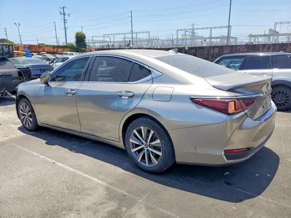 58ACA1C13MU003563 2021 LEXUS ES - Image 2