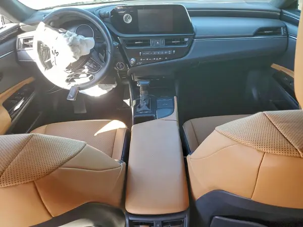58ACA1C13NU015228 2022 LEXUS ES - Image 8