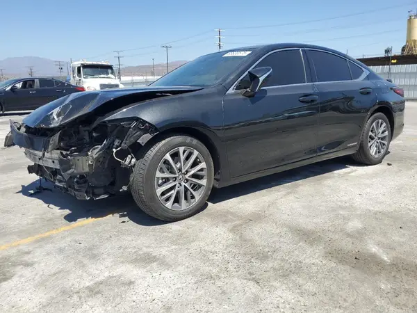 58ACA1C14NU024309 2022 LEXUS ES - Image 1