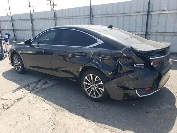 58ACA1C15NU020821 2022 LEXUS ES - Image 2