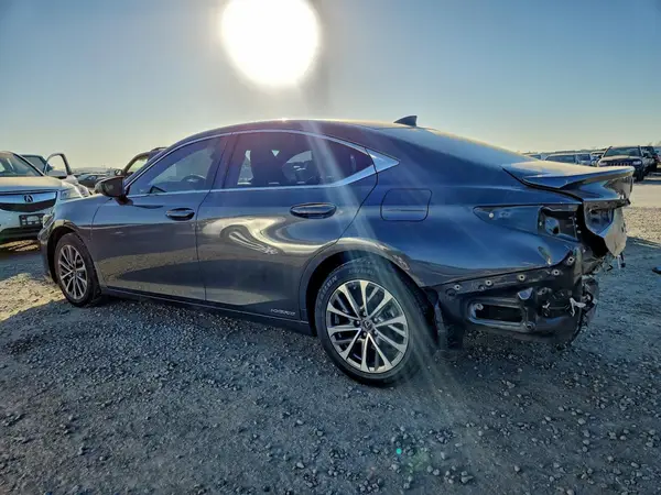 58ACA1C15NU022469 2022 LEXUS ES - Image 2