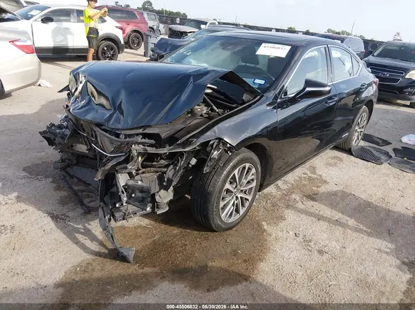 58ACA1C17NU022862 2022 LEXUS ES - Image 2
