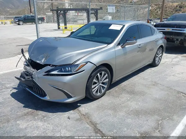 58ACA1C18MU002005 2021 LEXUS ES - Image 2