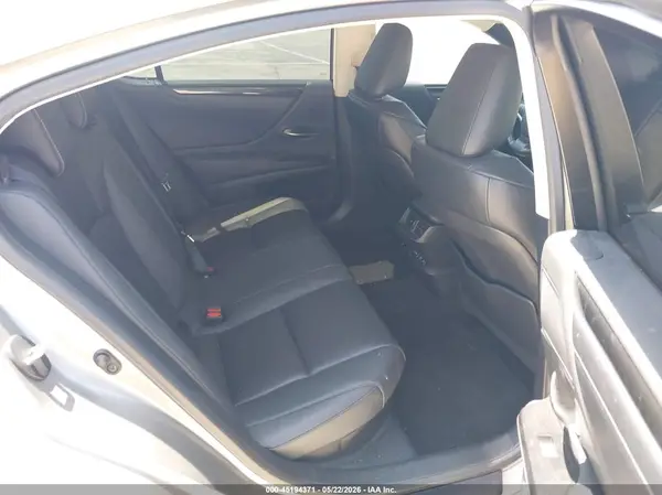 58ACA1C18MU002005 2021 LEXUS ES - Image 8