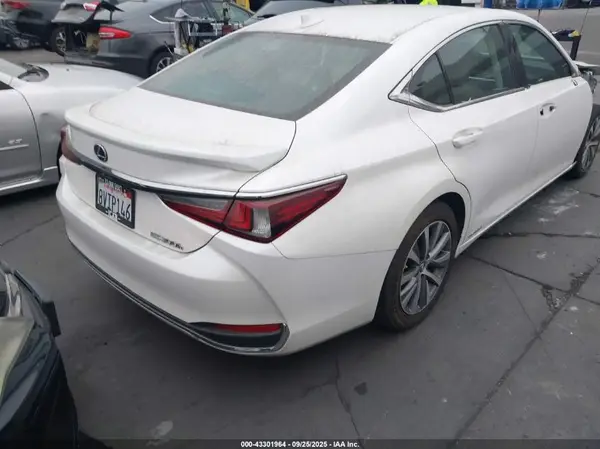 2021 LEXUS ES IAAI lot 43301964 auction photo 4