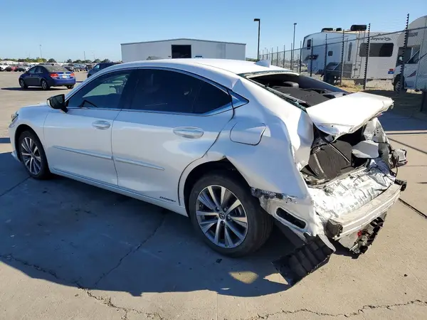 58ACA1C18MU009066 2021 LEXUS ES - Image 2