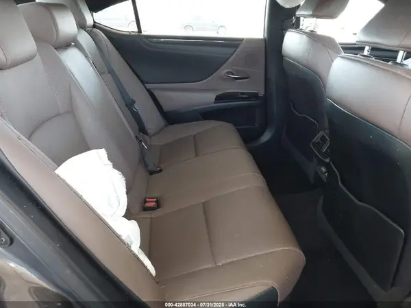 58ACA1C19NU022801 2022 LEXUS ES - Image 8
