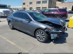 58ACA1C1XMU005181 2021 LEXUS ES