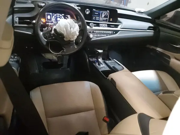 58ACZ1B11MU085433 2021 LEXUS ES - Image 8