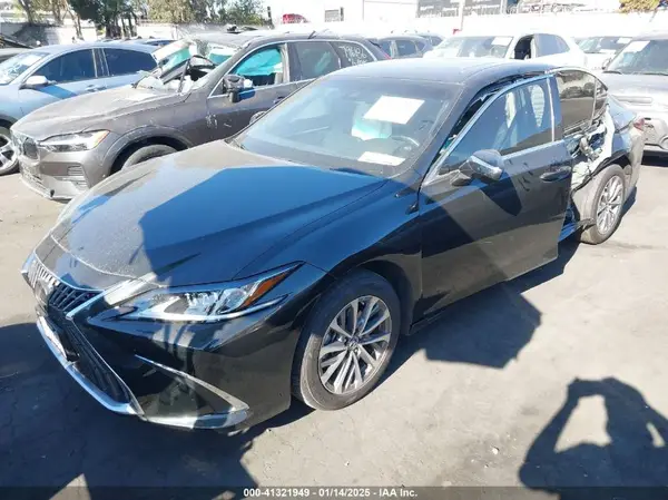 58ACZ1B11PU139978 2023 LEXUS ES - Image 2