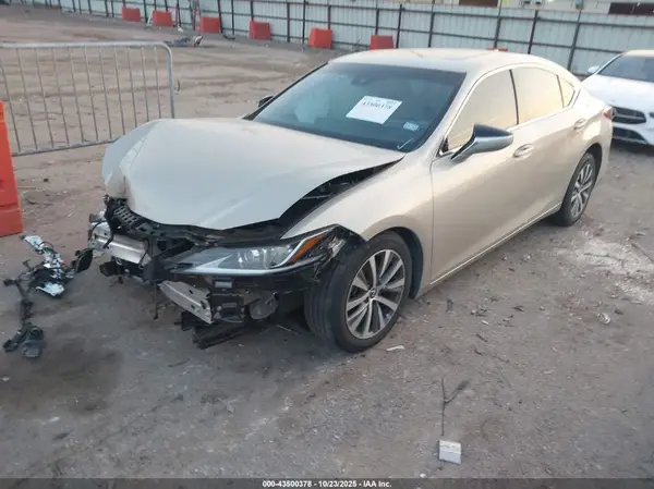 58ACZ1B12LU051452 2020 LEXUS ES - Image 2