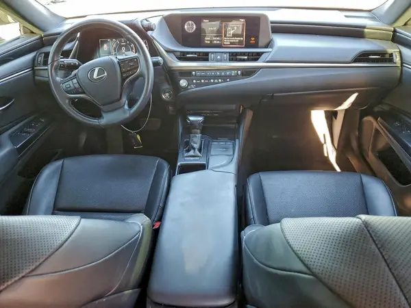 58ACZ1B12MU095310 2021 LEXUS ES - Image 8