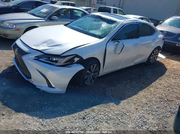 58ACZ1B12MU095680 2021 LEXUS ES - Image 2