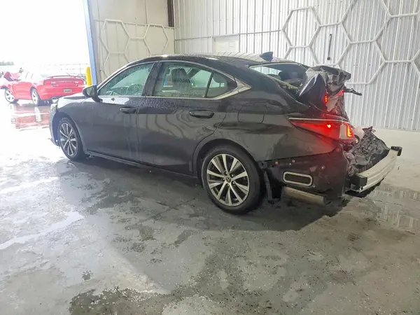 58ACZ1B13MU091010 2021 LEXUS ES - Image 2