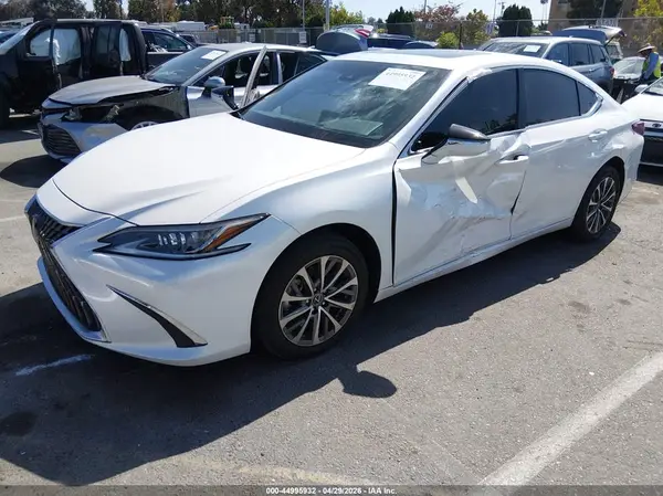 58ACZ1B13RU168093 2024 LEXUS ES - Image 2