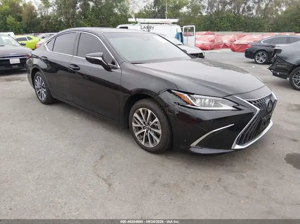 58ACZ1B13SU205391 2025 LEXUS ES - Image 1