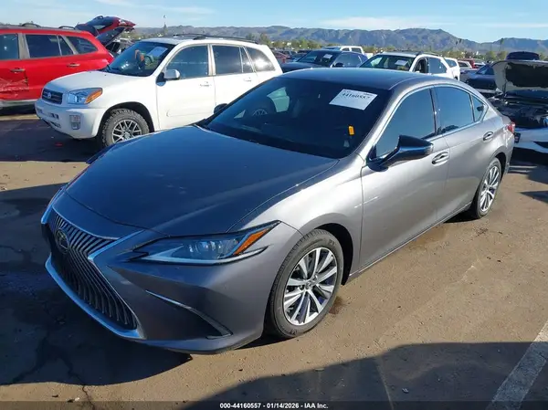 58ACZ1B14LU071993 2020 LEXUS ES - Image 2