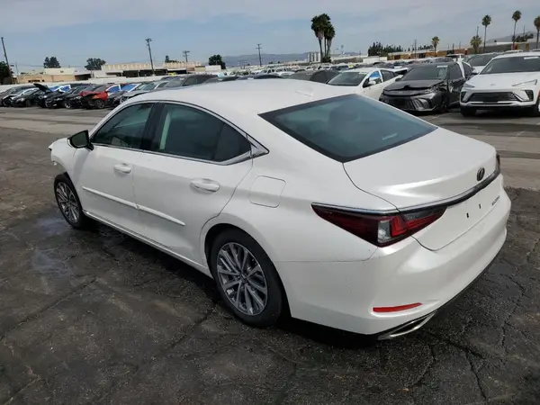 58ACZ1B16PU146084 2023 LEXUS ES - Image 2