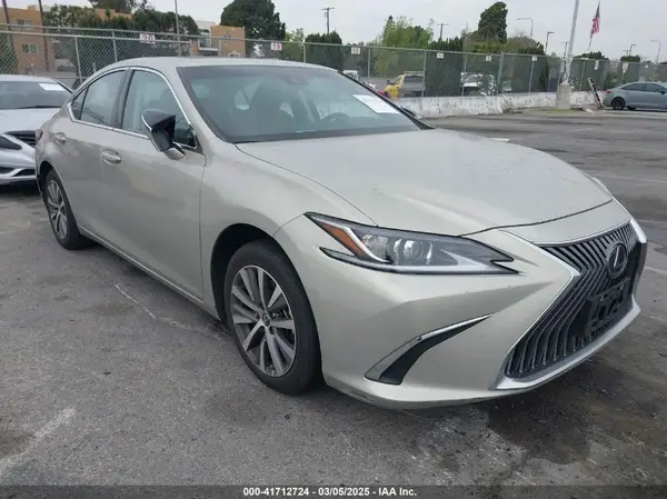 58ACZ1B17MU107922 2021 LEXUS ES - Image 1