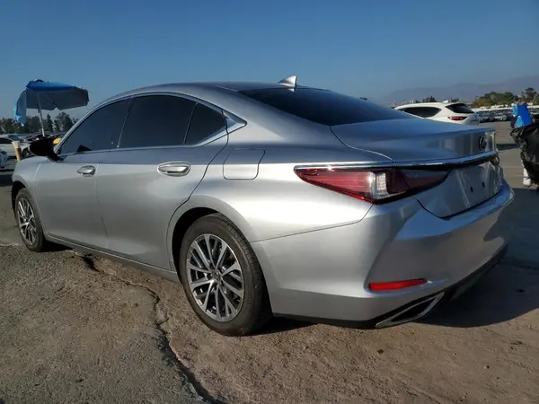 58ACZ1B17RU171241 2024 LEXUS ES - Image 2