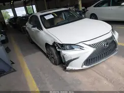 58ACZ1B18LU062696 2020 LEXUS ES