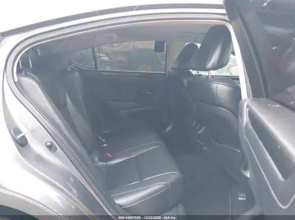 58ACZ1B18LU072516 2020 LEXUS ES - Image 8