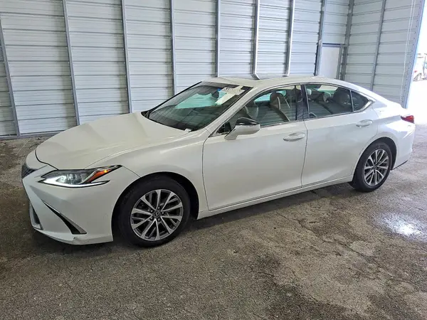 58ACZ1B18NU136668 2022 LEXUS ES - Image 1