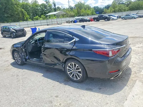 58ACZ1B18PU153649 2023 LEXUS ES - Image 2