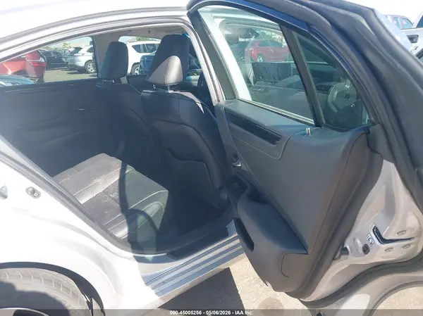 58ACZ1B19LU056082 2020 LEXUS ES - Image 8
