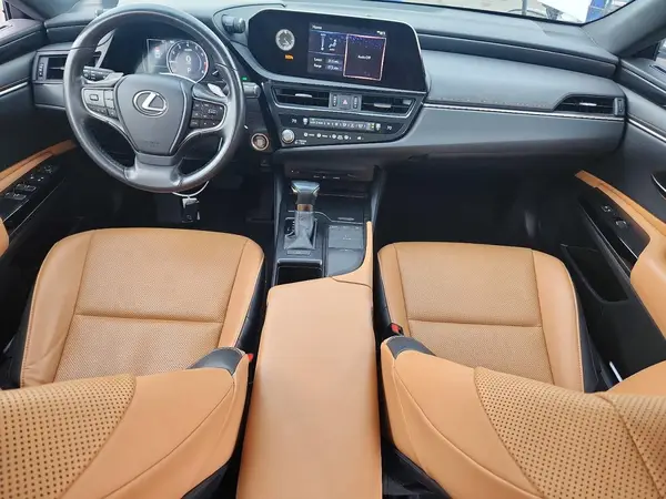58ACZ1B19NU135545 2022 LEXUS ES - Image 8