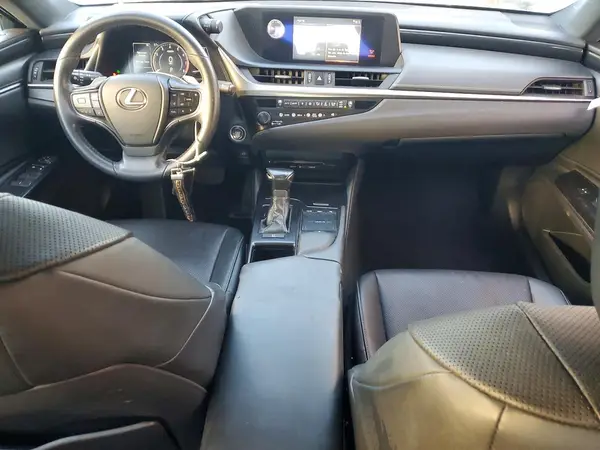 58ACZ1B1XLU057080 2020 LEXUS ES - Image 8
