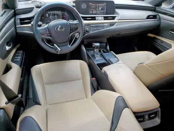 58ACZ1B1XLU057130 2020 LEXUS ES - Image 8