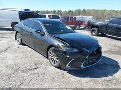58ACZ1B1XMU083633 2021 LEXUS ES