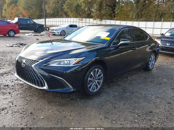 58ACZ1B1XNU119449 2022 LEXUS ES - Image 2