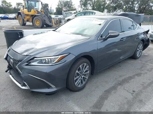 58ACZ1B1XRU181701 2024 LEXUS ES - Image 2