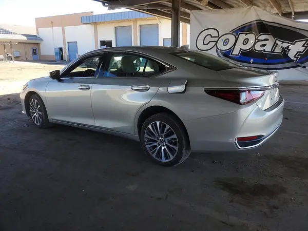 58AD11D10MU001871 2021 LEXUS ES - Image 2