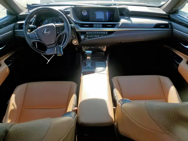 58AD11D10MU004110 2021 LEXUS ES - Image 8