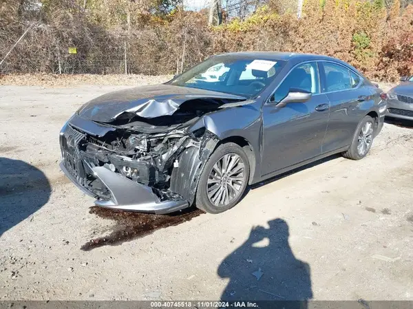 58AD11D10MU005032 2021 LEXUS ES - Image 2