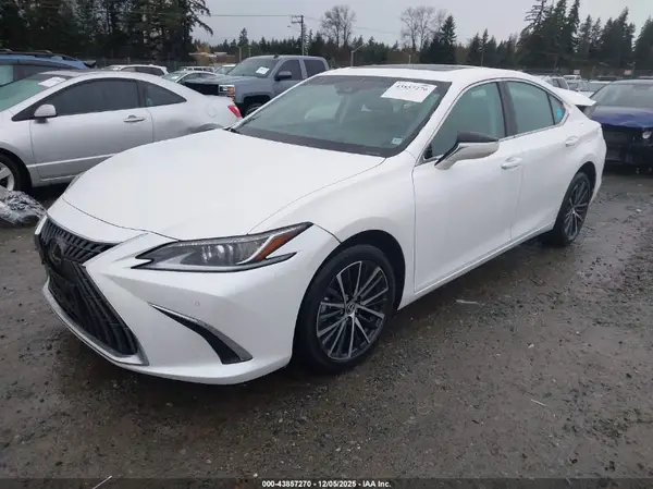 58AD11D10RU012280 2024 LEXUS ES - Image 2