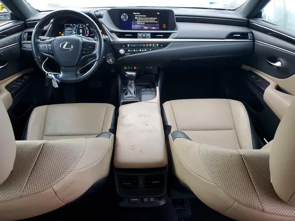 58AD11D11MU004746 2021 LEXUS ES - Image 8
