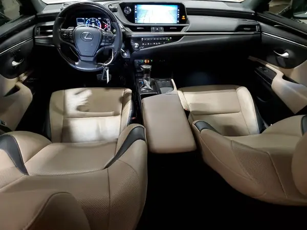 58AD11D11MU005671 2021 LEXUS ES - Image 8