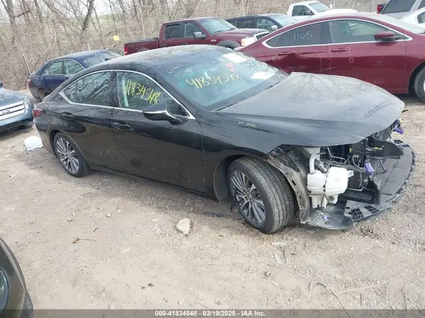 58AD11D11MU007601 2021 LEXUS ES - Image 1