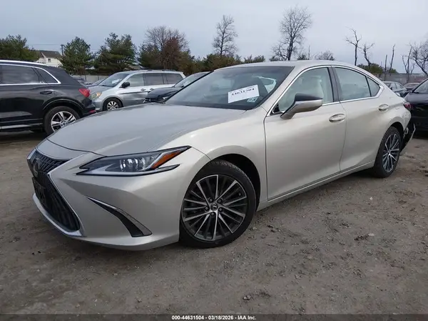 58AD11D11NU008409 2022 LEXUS ES - Image 2